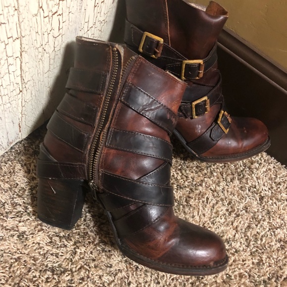 Freebies boots - Picture 4 of 8